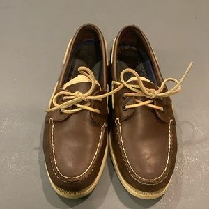 Sperry Authentic Leather Boat Shoe